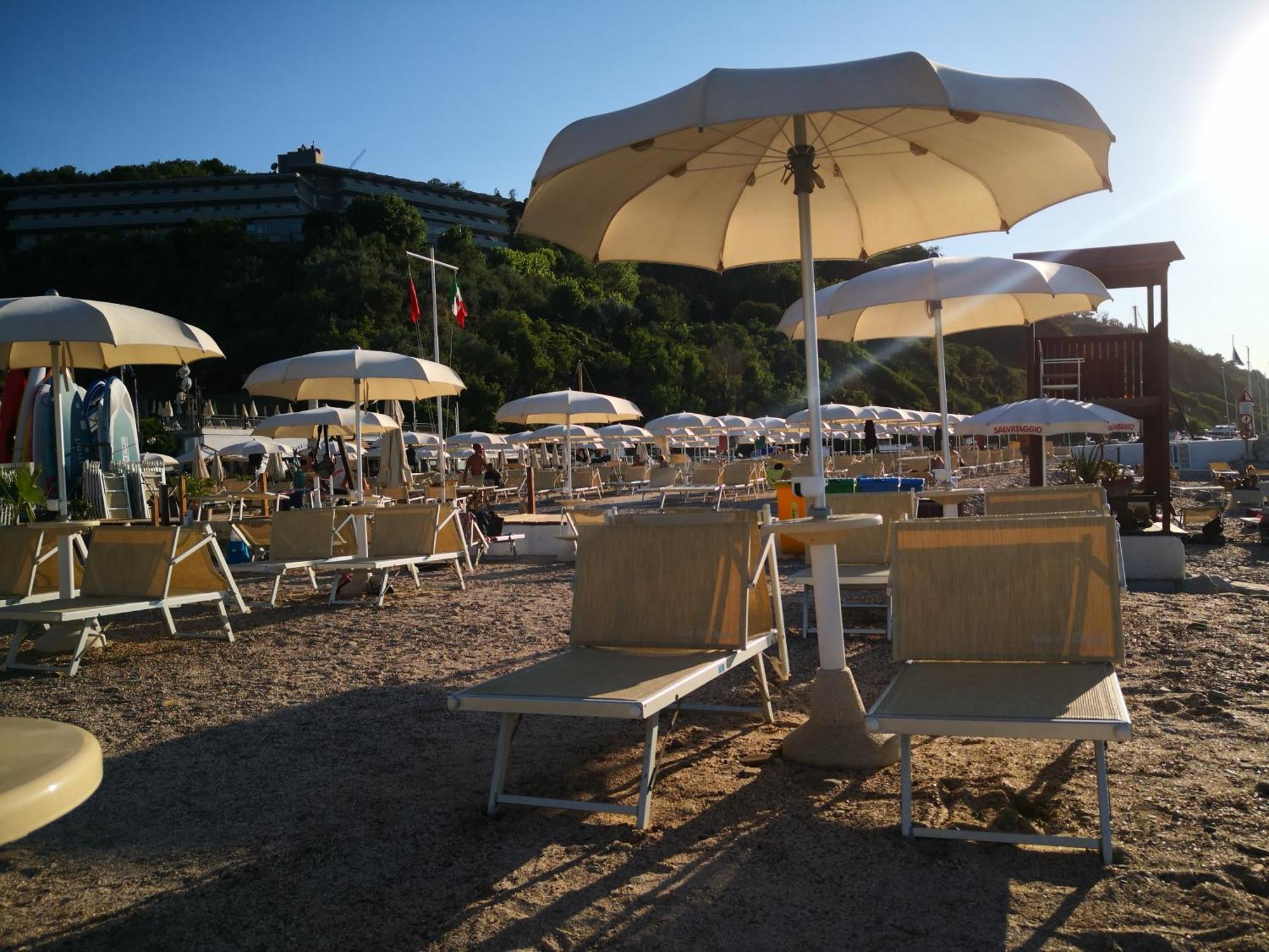Residence Baia Vallugola Castel di Mezzo Экстерьер фото