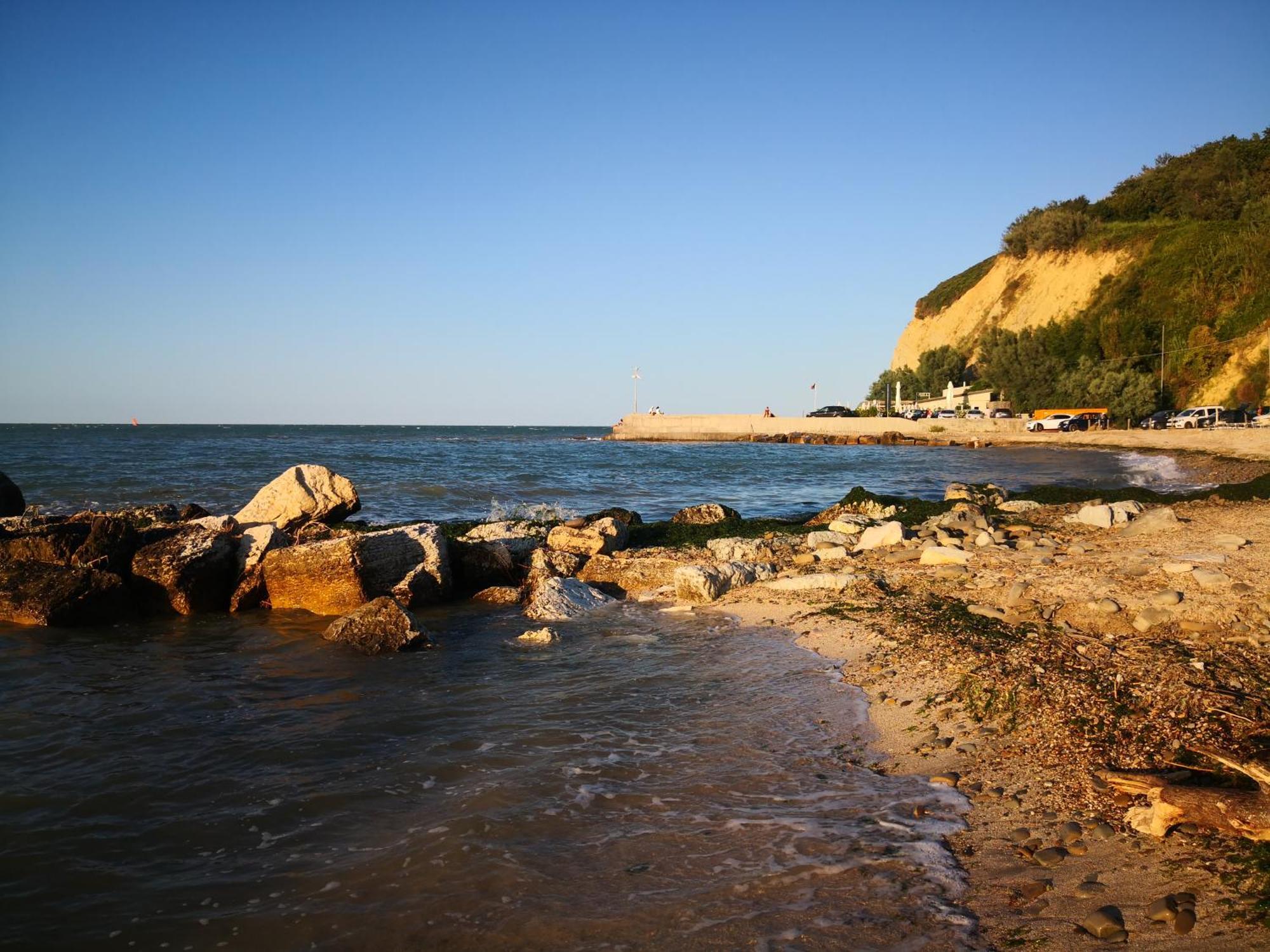 Residence Baia Vallugola Castel di Mezzo Экстерьер фото